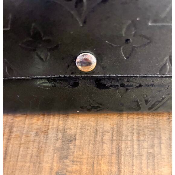 Authentic LOUIS VUITTON Gray Monogram Matt Vernis Long Sarah Wallet W/COA - Picture 13 of 14